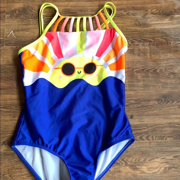 Cat & Jack Other - A child’s bathing suit has been worn around 7 time